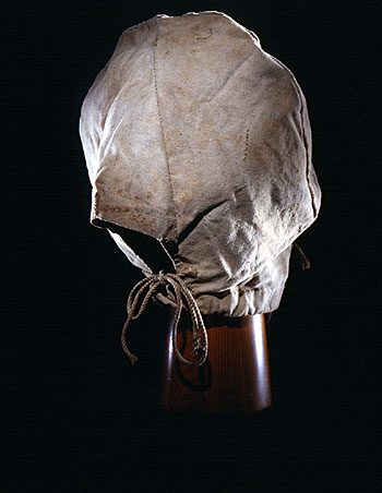  worn by male conspirators during captivity for the Lincoln assassination