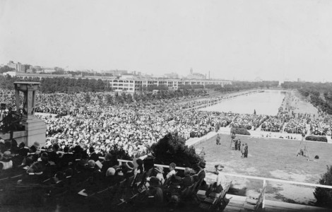 The crowd gathered for the Lincoln Memorial Dedication Ceremonies on May 30, 1922.