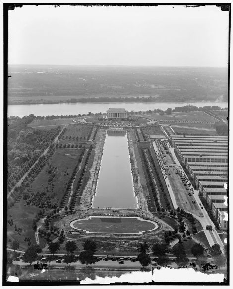 The Reflecting Pool was ready on the day of the Dedication Ceremonies on May 30, 1922.
