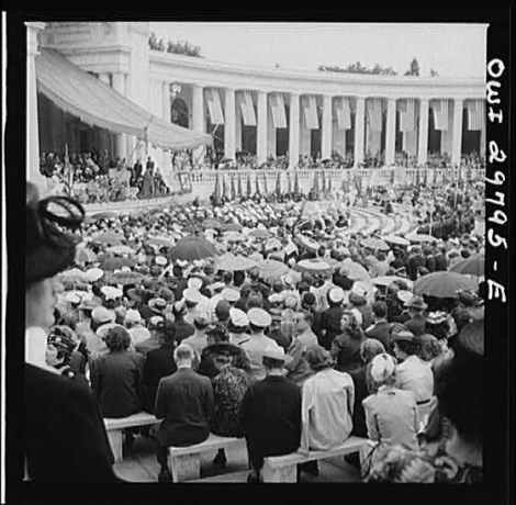 Memorial Day event at the Arlington Memorial Amphitheater in May, 1943.